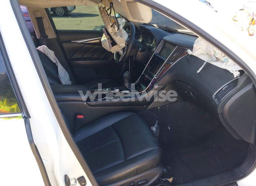 Photo 5 of 2018 Infiniti Q50 3.0T LUXE (VIN JN1EV7AP1JM592078)