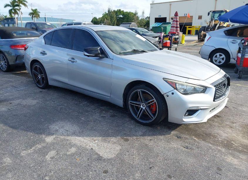 2019 Infiniti Q50 3.0T LUXE (VIN JN1EV7AP1KM510383) main photo