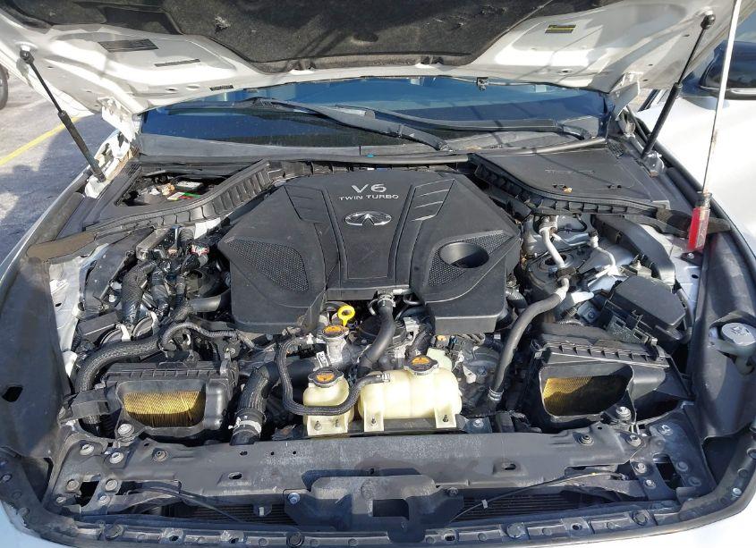 Photo 10 of 2019 Infiniti Q50 3.0T LUXE (VIN JN1EV7AP1KM510383)