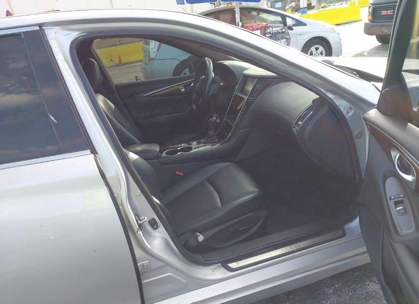 Photo 5 of 2019 Infiniti Q50 3.0T LUXE (VIN JN1EV7AP1KM510383)