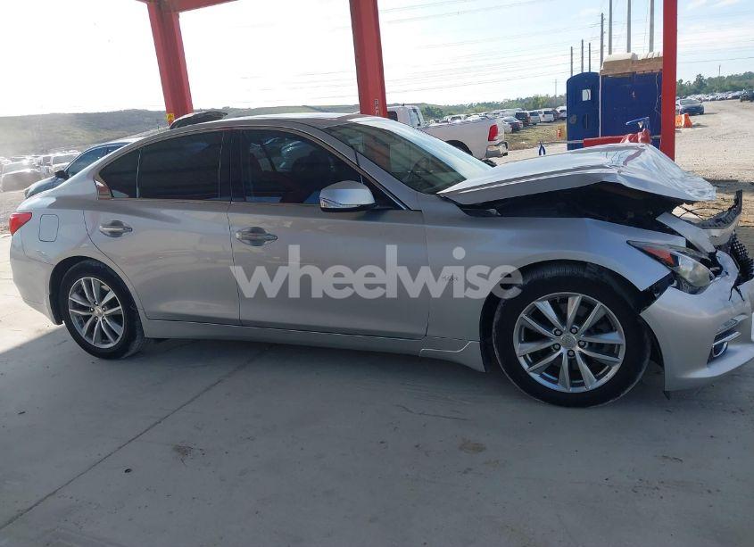 Photo 13 of 2017 Infiniti Q50 3.0T PREMIUM (VIN JN1EV7AP2HM735730)