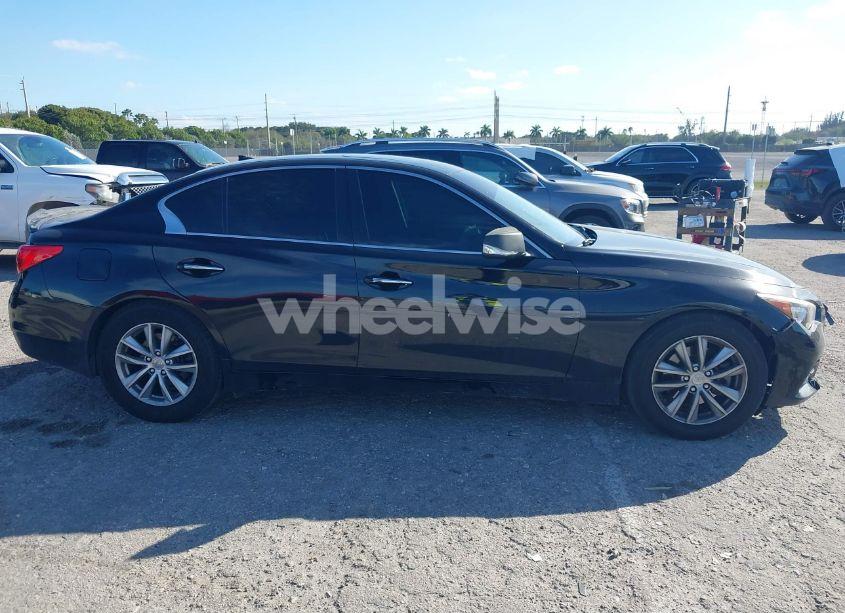 Photo 13 of 2017 Infiniti Q50 3.0T PREMIUM (VIN JN1EV7AP2HM736196)