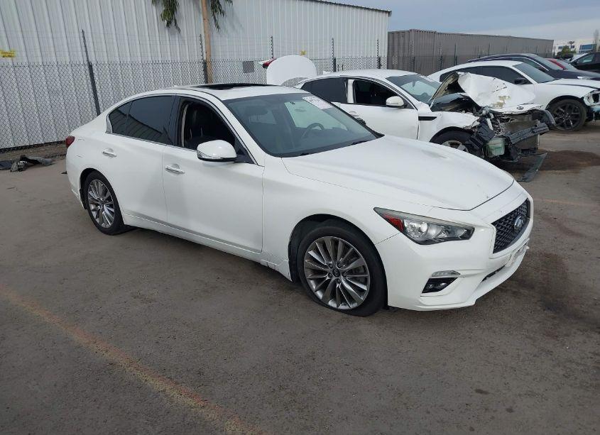 2018 Infiniti Q50 3.0T LUXE (VIN JN1EV7AP2JM362646) main photo