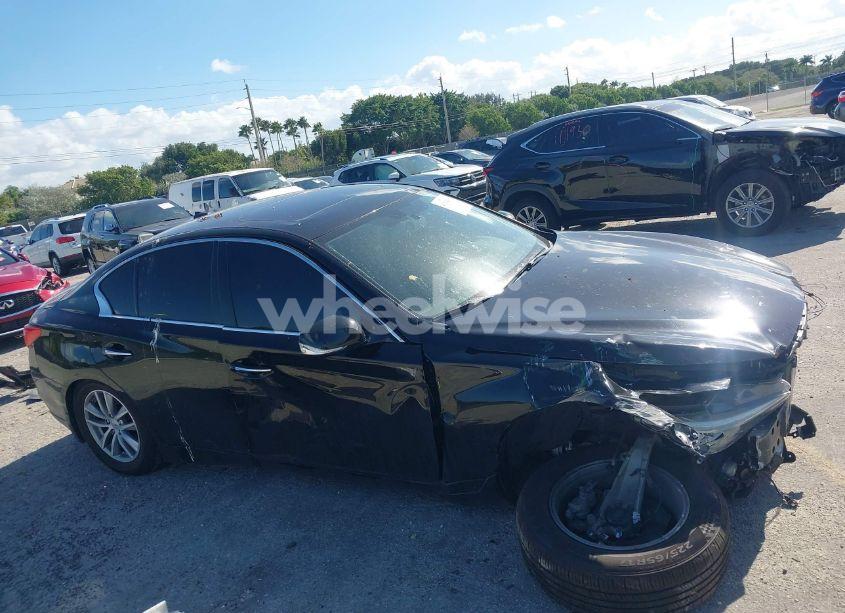 Photo 13 of 2017 Infiniti Q50 3.0T PREMIUM (VIN JN1EV7AP3HM744369)