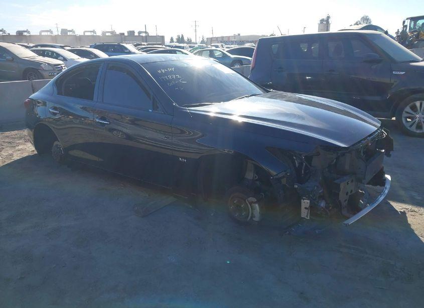 2018 Infiniti Q50 3.0T SPORT (VIN JN1EV7AP3JM355589) main photo