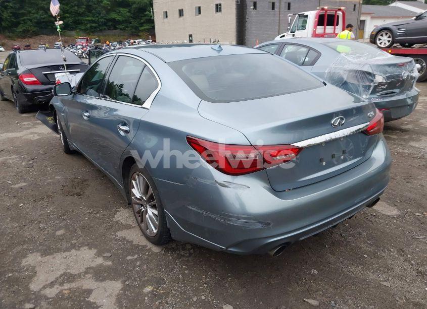 Photo 3 of 2018 Infiniti Q50 3.0T LUXE (VIN JN1EV7AP3JM357522)