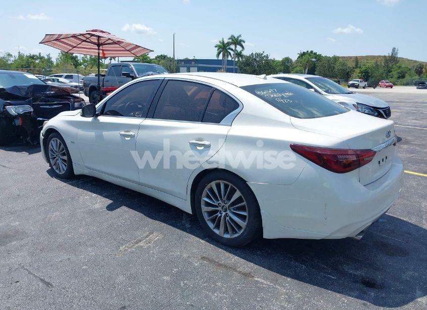 Photo 3 of 2018 Infiniti Q50 3.0T LUXE (VIN JN1EV7AP3JM361697)