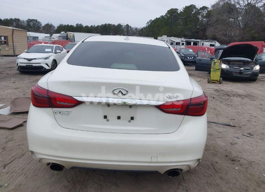 Photo 16 of 2018 Infiniti Q50 3.0T LUXE (VIN JN1EV7AP3JM366396)