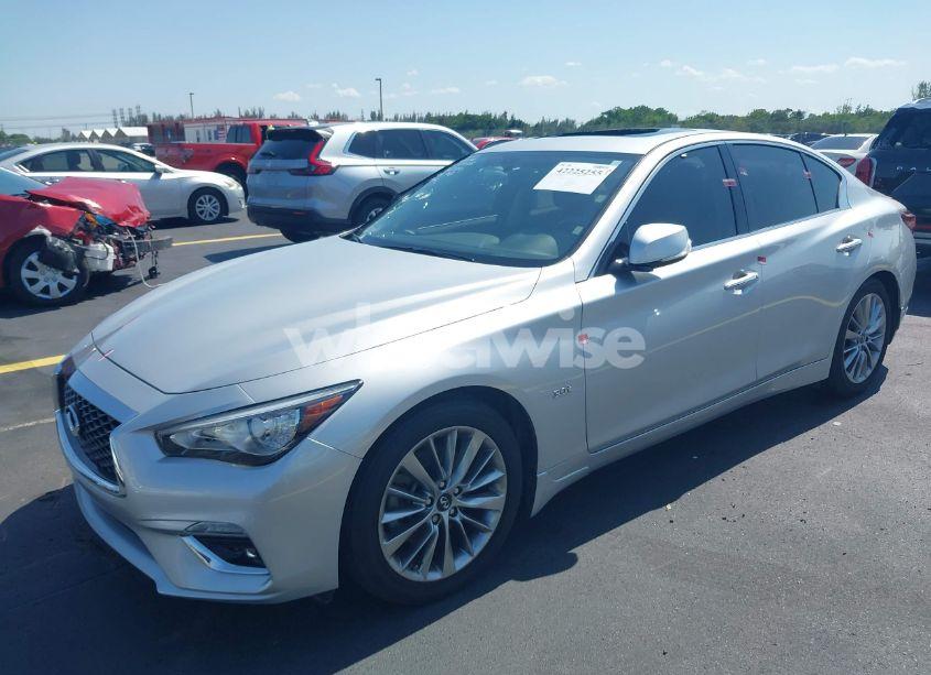 Photo 2 of 2019 Infiniti Q50 3.0T LUXE (VIN JN1EV7AP3KM510305)