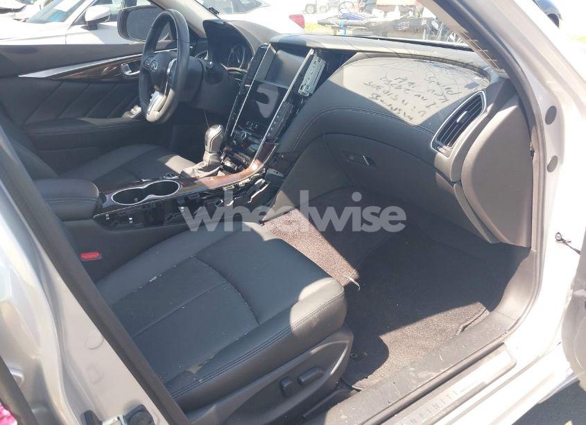 Photo 5 of 2019 Infiniti Q50 3.0T LUXE (VIN JN1EV7AP3KM510305)