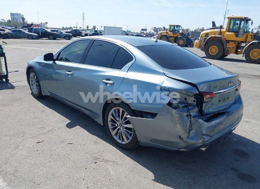 Photo 3 of 2019 Infiniti Q50 3.0T LUXE (VIN JN1EV7AP3KM514967)