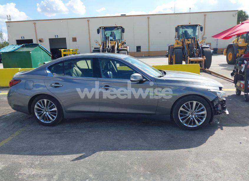 Photo 14 of 2019 Infiniti Q50 3.0T LUXE (VIN JN1EV7AP3KM515617)