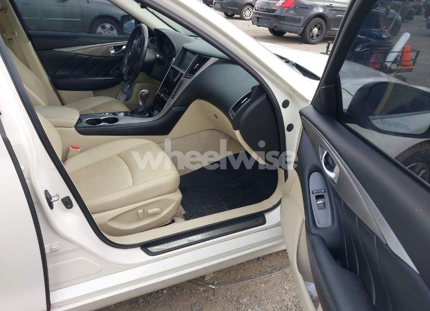 Photo 5 of 2017 Infiniti Q50 3.0T SIGNATURE EDITION (VIN JN1EV7AP4HM740833)