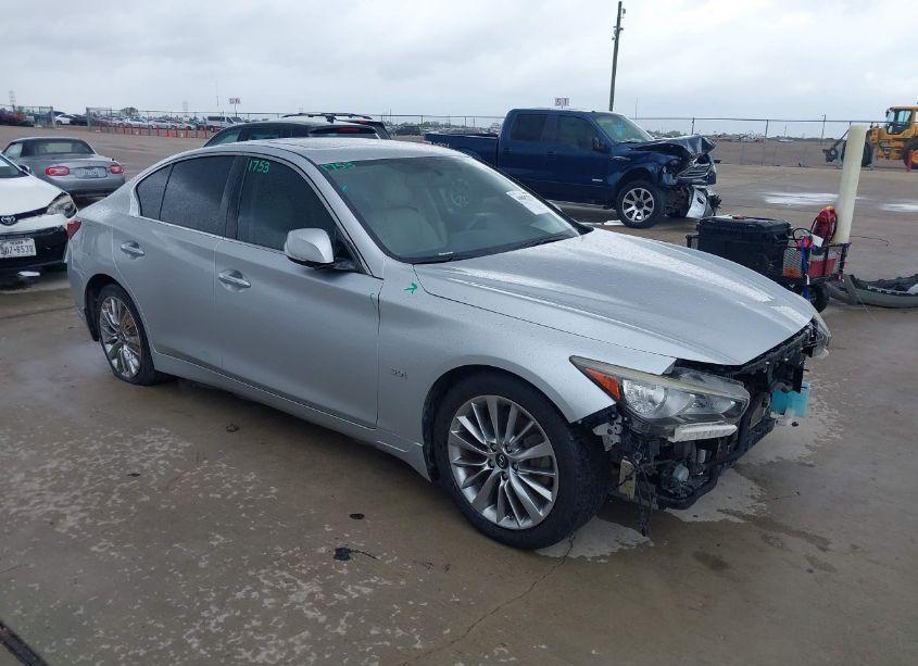 2018 Infiniti Q50 3.0T LUXE (VIN JN1EV7AP4JM352023) main photo