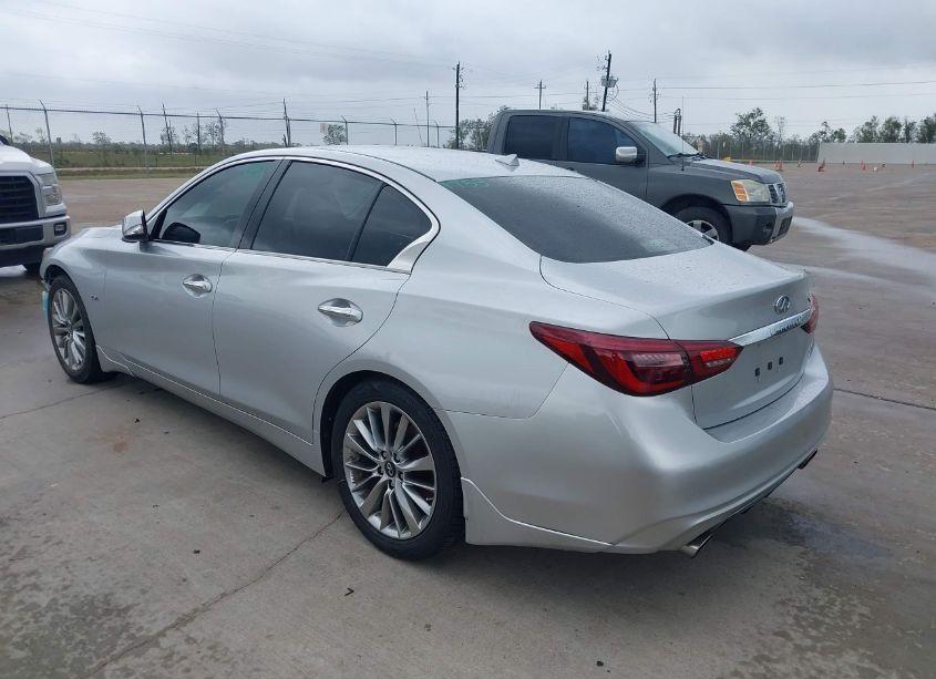 Photo 3 of 2018 Infiniti Q50 3.0T LUXE (VIN JN1EV7AP4JM352023)