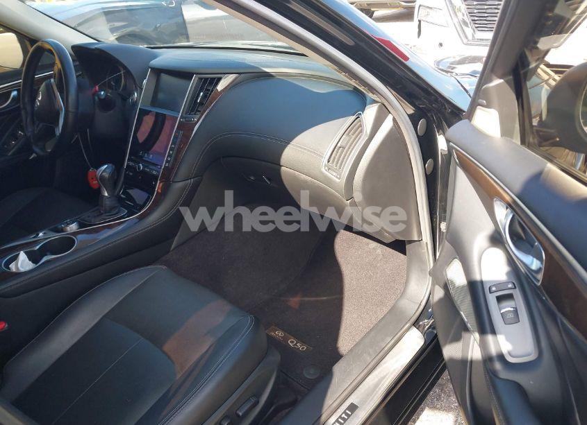 Photo 5 of 2018 Infiniti Q50 3.0T LUXE (VIN JN1EV7AP4JM355312)