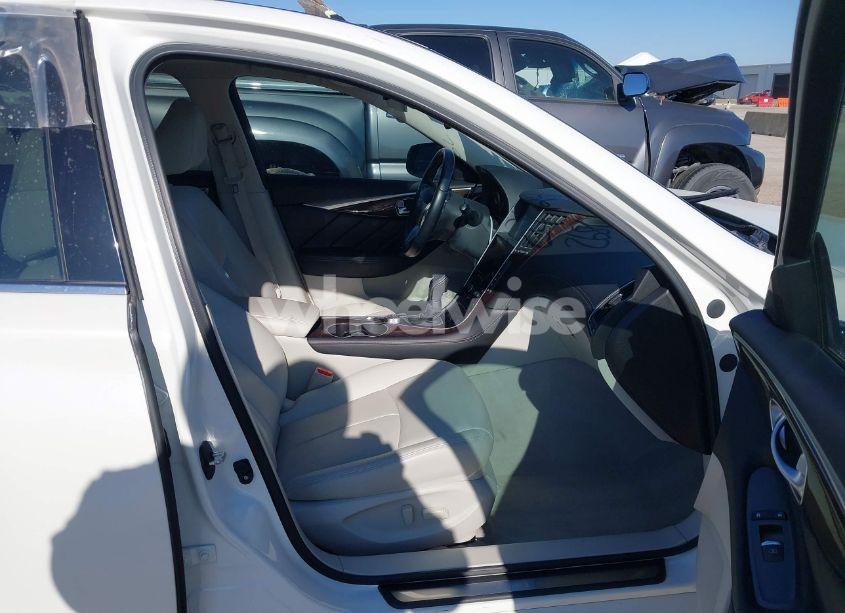 Photo 5 of 2018 Infiniti Q50 3.0T LUXE (VIN JN1EV7AP4JM362129)