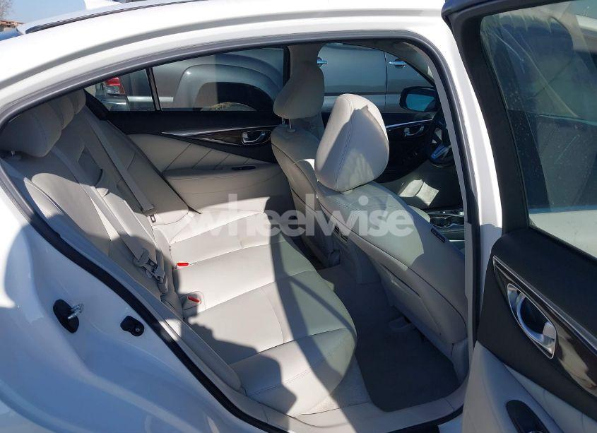 Photo 8 of 2018 Infiniti Q50 3.0T LUXE (VIN JN1EV7AP4JM362129)