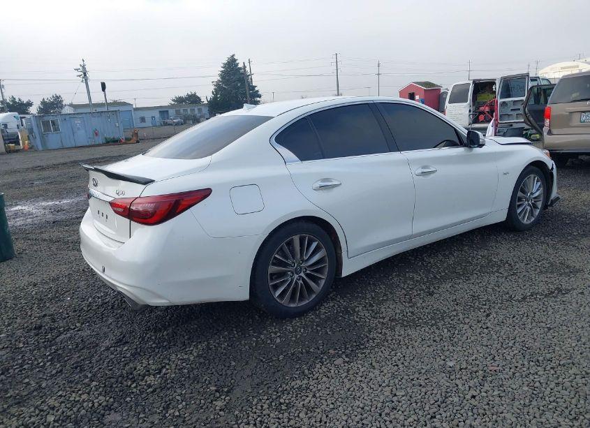 Photo 4 of 2018 Infiniti Q50 3.0T LUXE (VIN JN1EV7AP5JM352483)
