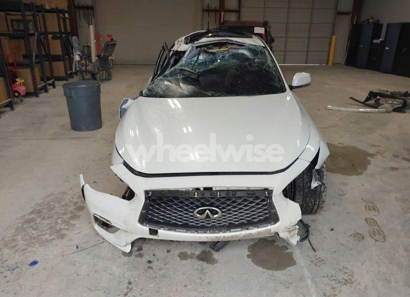 Photo 13 of 2018 Infiniti Q50 3.0T LUXE (VIN JN1EV7AP5JM352872)