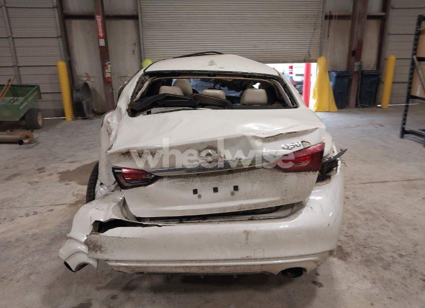 Photo 17 of 2018 Infiniti Q50 3.0T LUXE (VIN JN1EV7AP5JM352872)