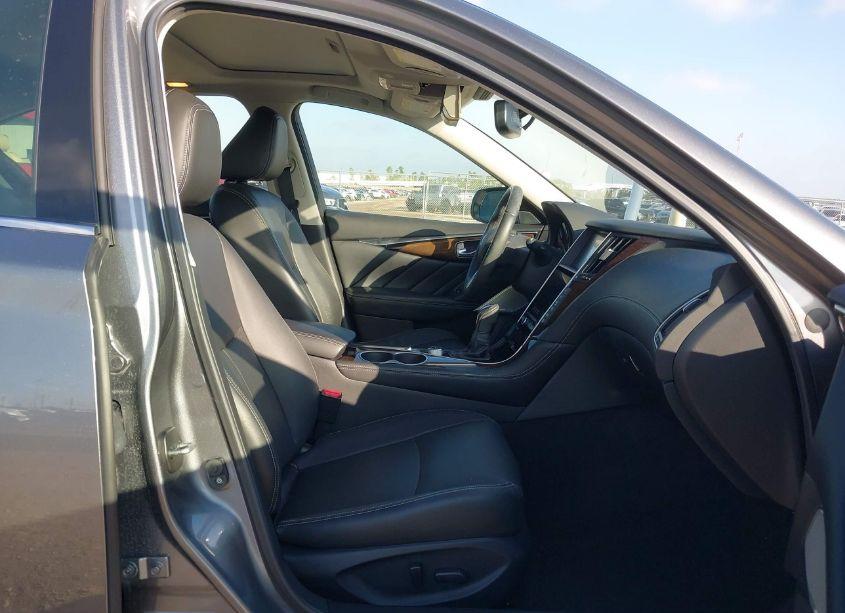 Photo 5 of 2018 Infiniti Q50 3.0T LUXE (VIN JN1EV7AP5JM361412)