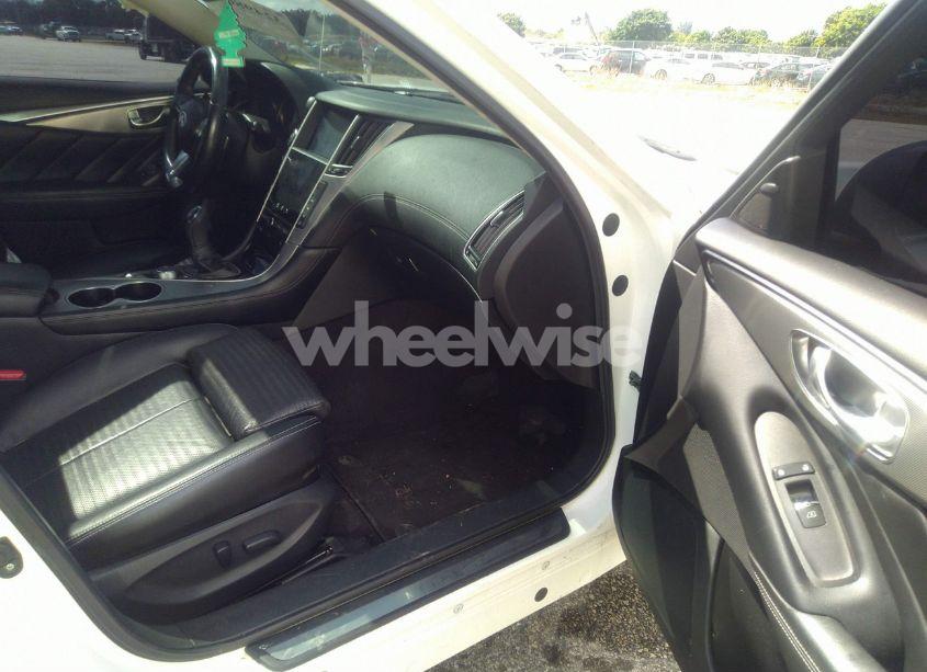 Photo 5 of 2018 Infiniti Q50 3.0T SPORT (VIN JN1EV7AP5JM363984)