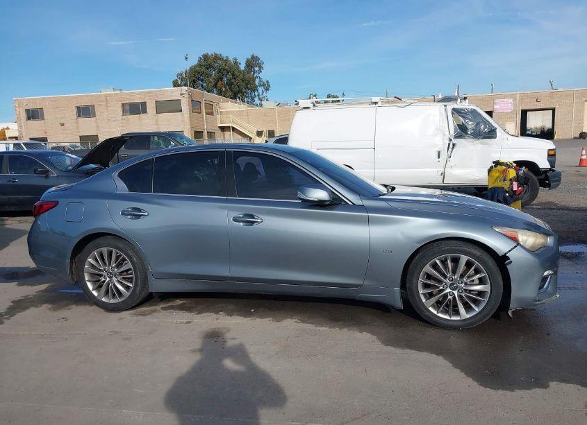 Photo 13 of 2018 Infiniti Q50 3.0T LUXE (VIN JN1EV7AP6JM352444)