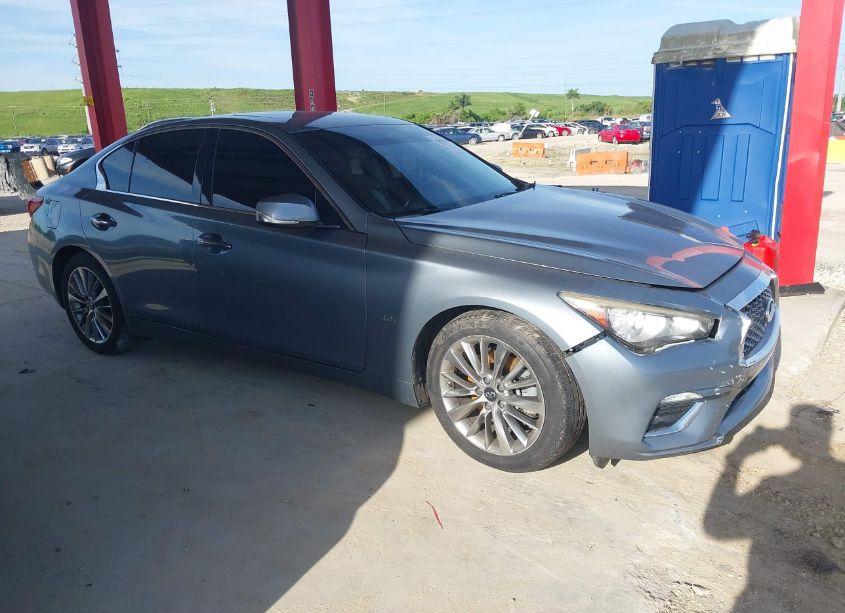 Photo 13 of 2018 Infiniti Q50 3.0T LUXE (VIN JN1EV7AP6JM365534)