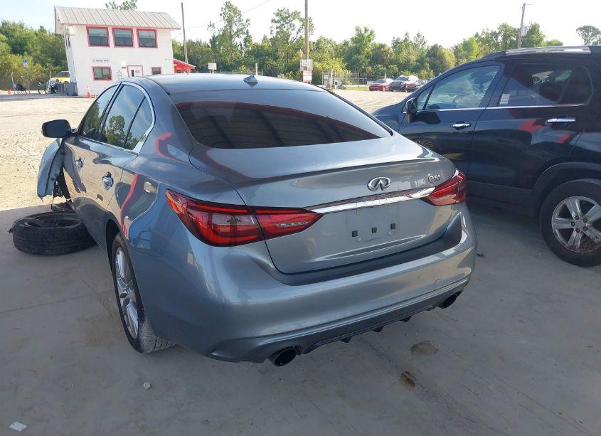 Photo 3 of 2018 Infiniti Q50 3.0T LUXE (VIN JN1EV7AP6JM365534)