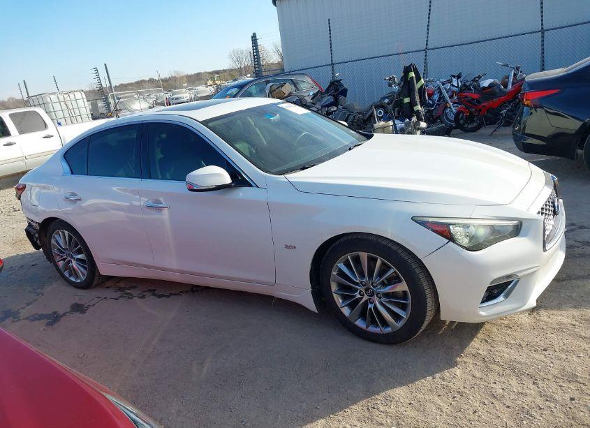 Photo 14 of 2018 Infiniti Q50 3.0T LUXE (VIN JN1EV7AP6JM365873)