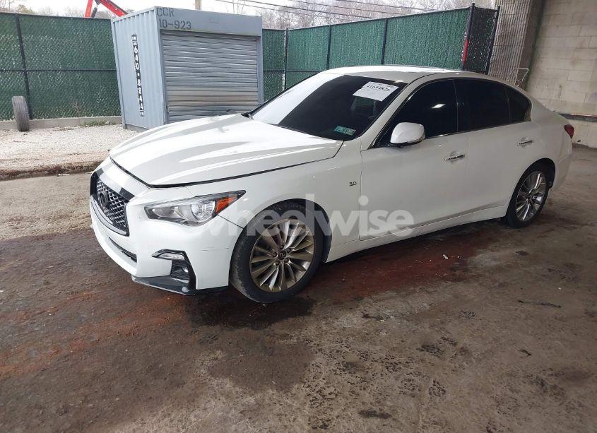 Photo 2 of 2020 Infiniti Q50 LUXE (VIN JN1EV7AP6LM204474)