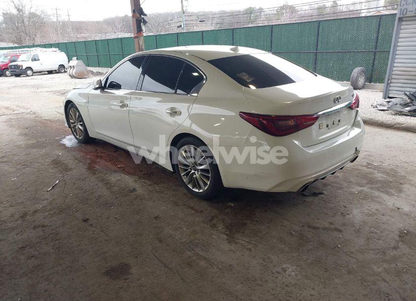 Photo 3 of 2020 Infiniti Q50 LUXE (VIN JN1EV7AP6LM204474)