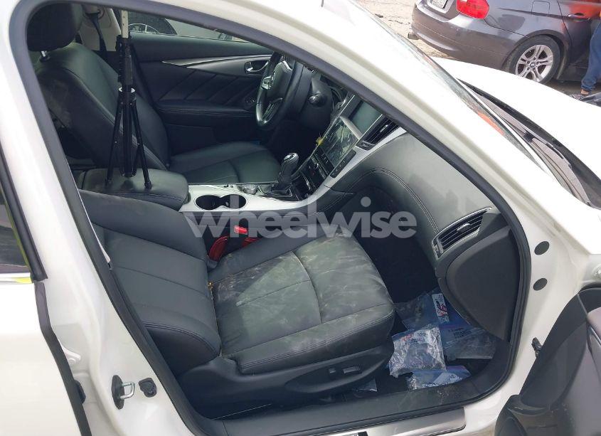 Photo 5 of 2020 Infiniti Q50 LUXE (VIN JN1EV7AP6LM208153)