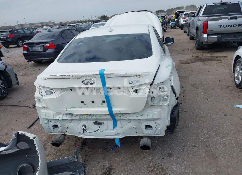 Photo 6 of 2020 Infiniti Q50 LUXE (VIN JN1EV7AP6LM208153)