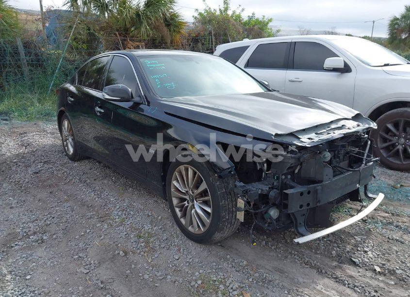 2018 Infiniti Q50 3.0T LUXE (VIN JN1EV7AP7JM353814) main photo