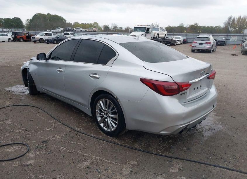 Photo 3 of 2020 Infiniti Q50 LUXE (VIN JN1EV7AP7LM206055)
