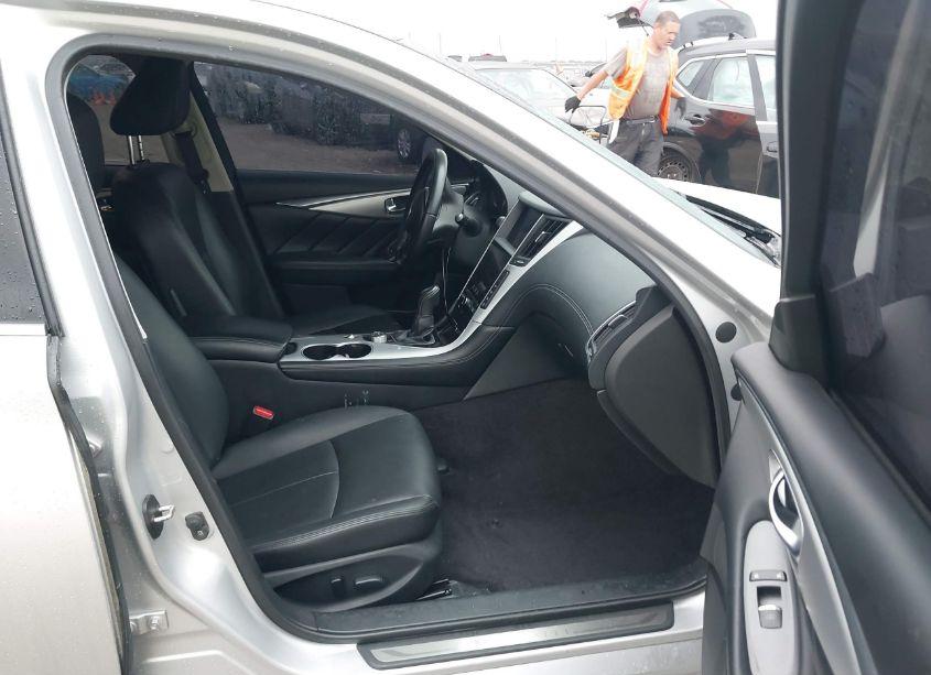 Photo 5 of 2020 Infiniti Q50 LUXE (VIN JN1EV7AP7LM206055)