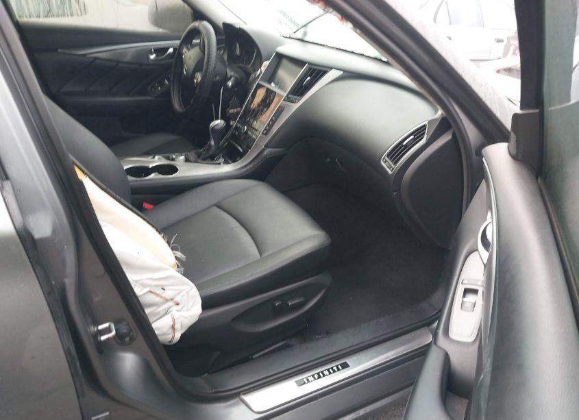 Photo 5 of 2016 Infiniti Q50 3.0T PREMIUM (VIN JN1EV7AP8GM302749)