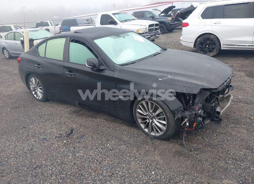 2018 Infiniti Q50 3.0T LUXE (VIN JN1EV7AP8JM350792) main photo