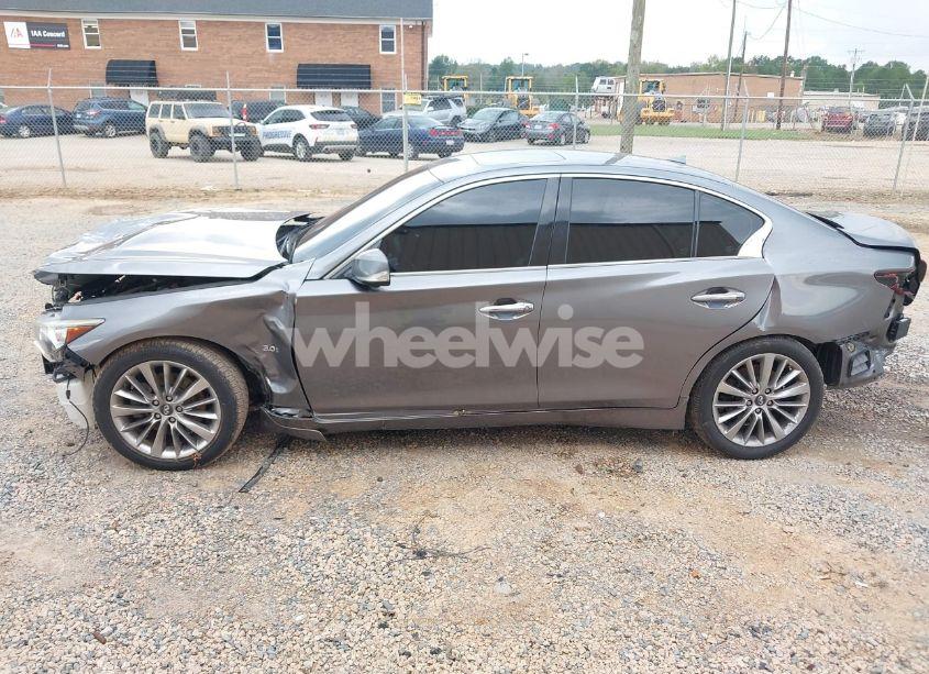 Photo 15 of 2018 Infiniti Q50 3.0T LUXE (VIN JN1EV7AP8JM354003)