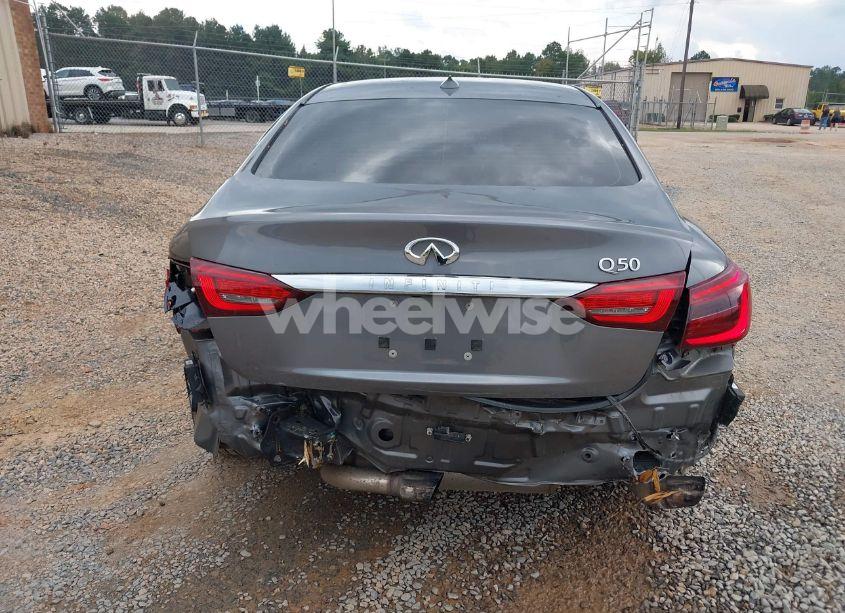 Photo 17 of 2018 Infiniti Q50 3.0T LUXE (VIN JN1EV7AP8JM354003)