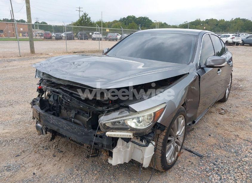 Photo 2 of 2018 Infiniti Q50 3.0T LUXE (VIN JN1EV7AP8JM354003)