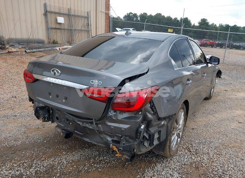 Photo 4 of 2018 Infiniti Q50 3.0T LUXE (VIN JN1EV7AP8JM354003)