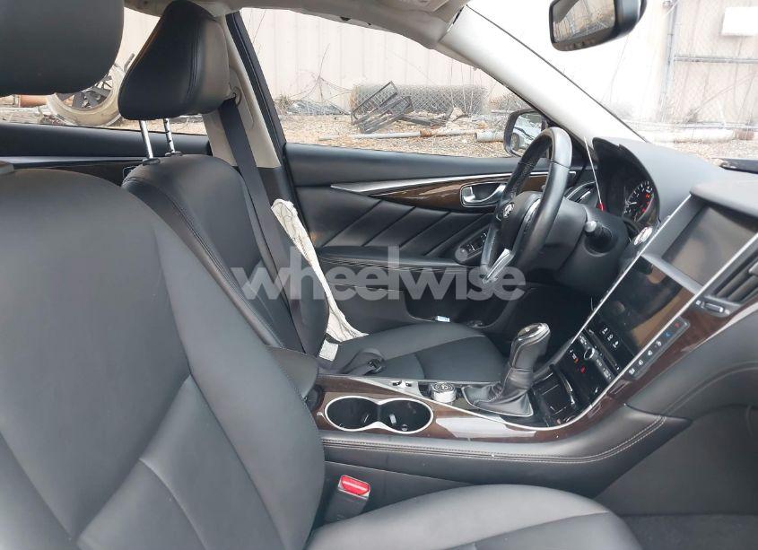 Photo 5 of 2018 Infiniti Q50 3.0T LUXE (VIN JN1EV7AP8JM354003)