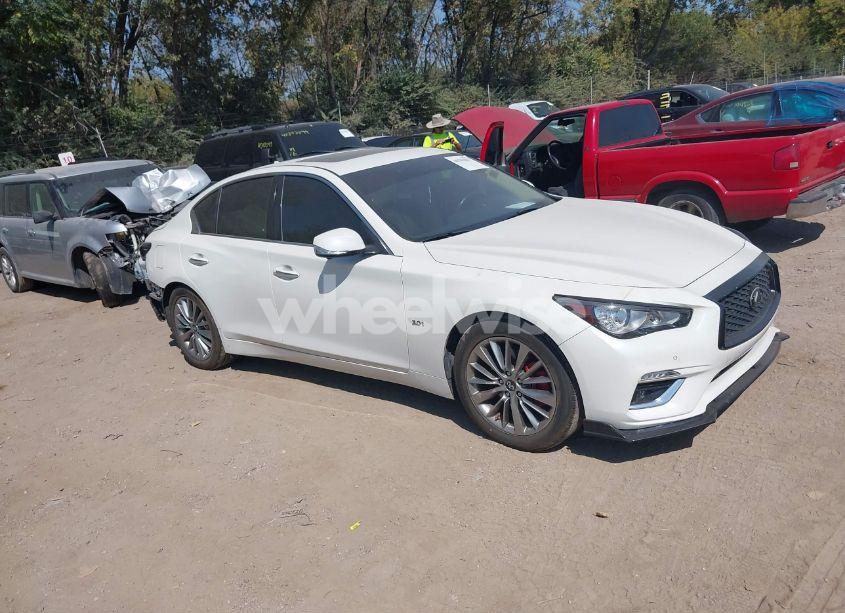 2018 Infiniti Q50 3.0T LUXE (VIN JN1EV7AP8JM358553) main photo