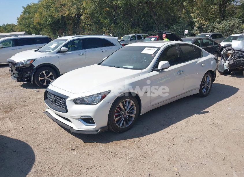 Photo 2 of 2018 Infiniti Q50 3.0T LUXE (VIN JN1EV7AP8JM358553)