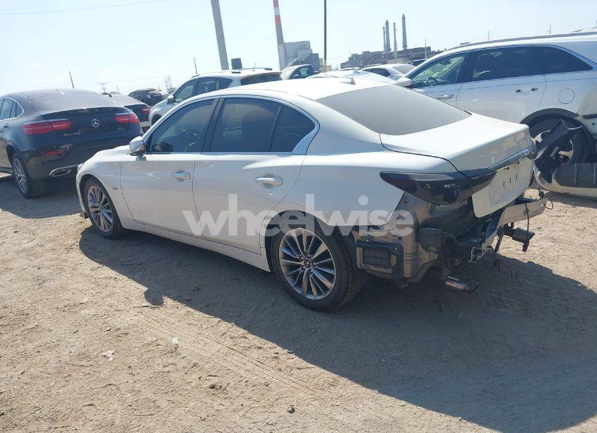 Photo 3 of 2018 Infiniti Q50 3.0T LUXE (VIN JN1EV7AP8JM358553)