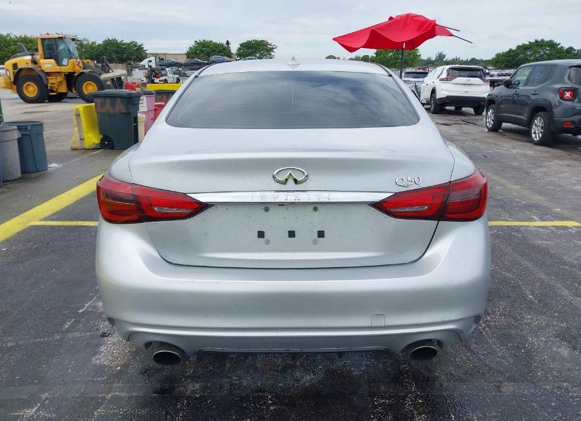 Photo 16 of 2018 Infiniti Q50 3.0T LUXE (VIN JN1EV7AP8JM360299)