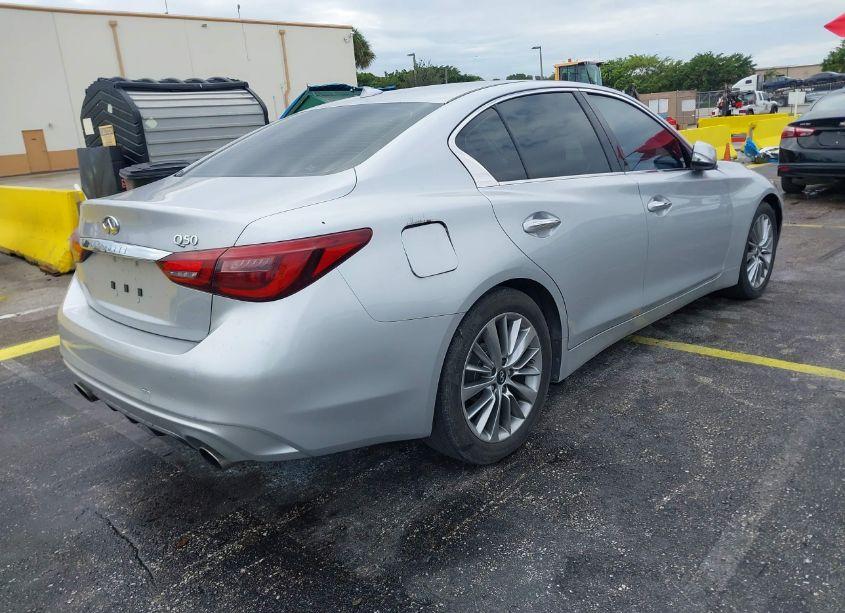 Photo 4 of 2018 Infiniti Q50 3.0T LUXE (VIN JN1EV7AP8JM360299)